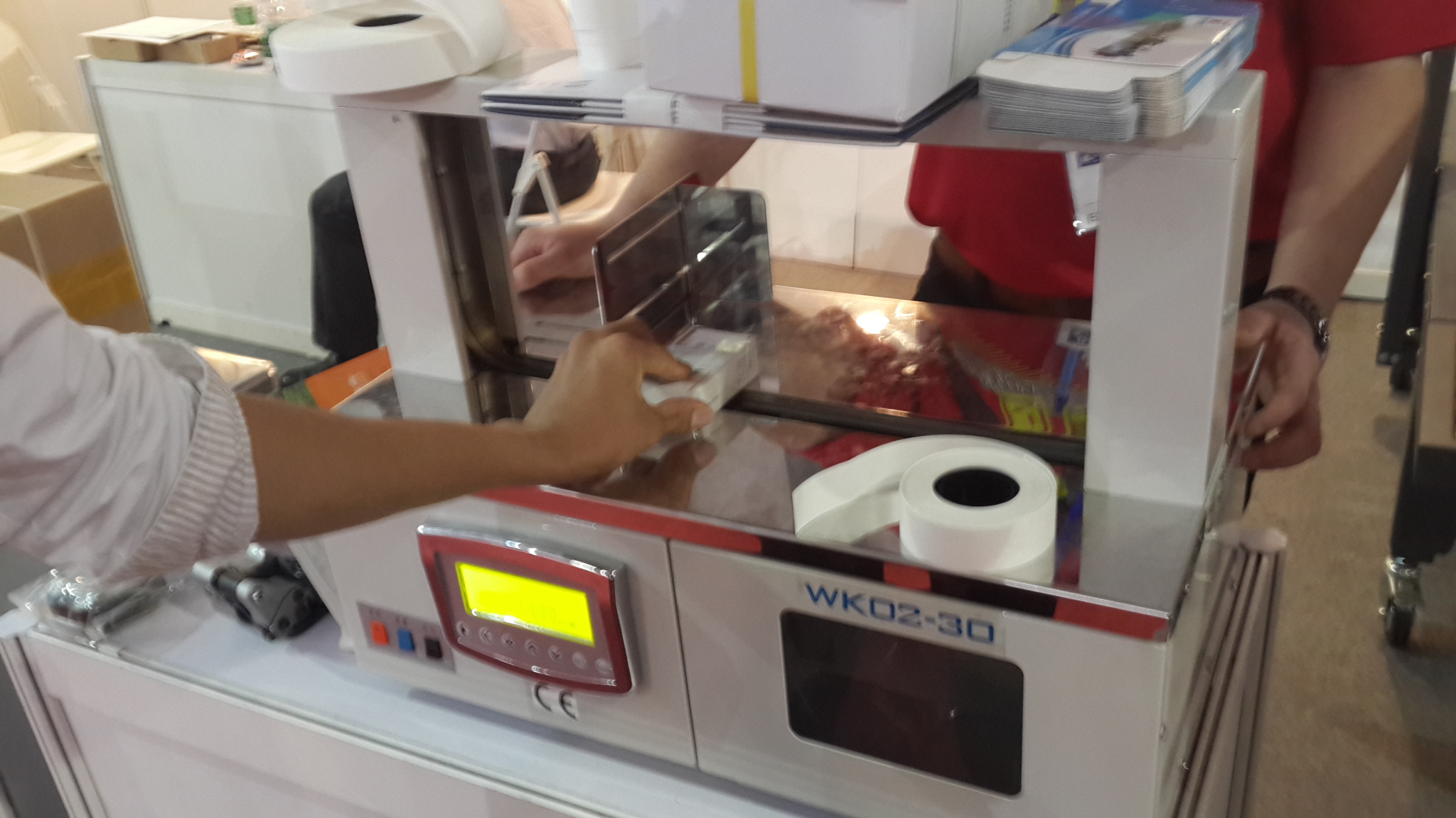 Kraft Paper or OPP Tape Strapping Machine from China manufacturer